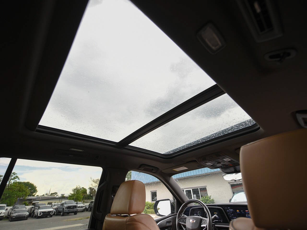 Used 2023 Cadillac Escalade Sport w/ Touring Package RWD image 18