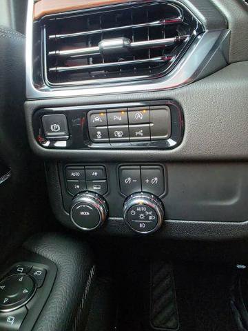 New 2026 GMC Yukon XL Denali w/ Sun & Power Step Package AWD/4WD image 38