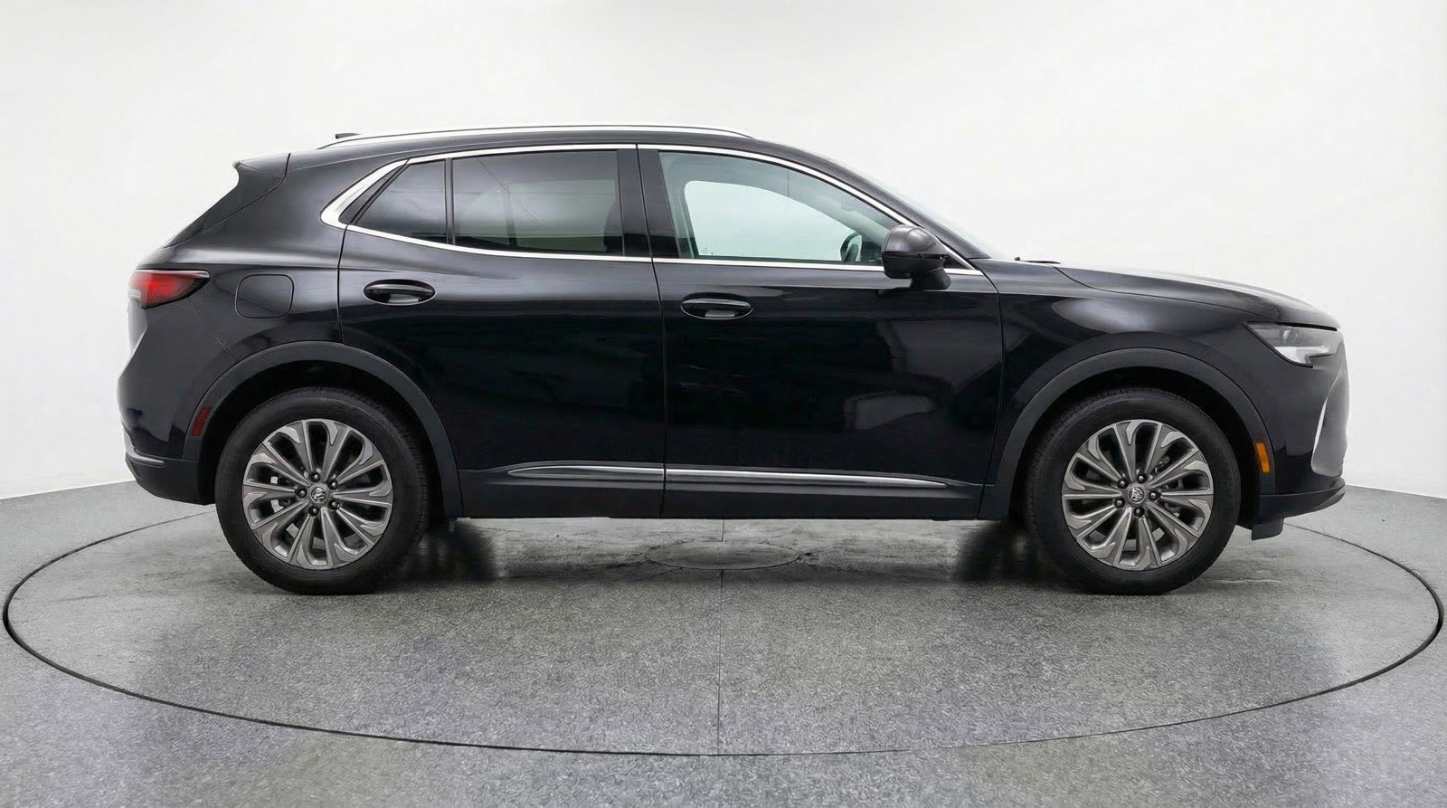Used 2024 Buick Envision Preferred image 11