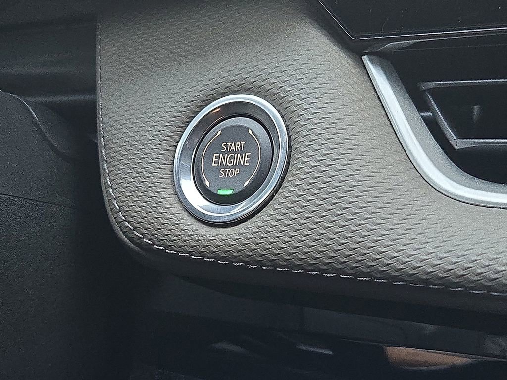 Used 2026 Chevrolet Equinox LT w/ Convenience Package II image 29