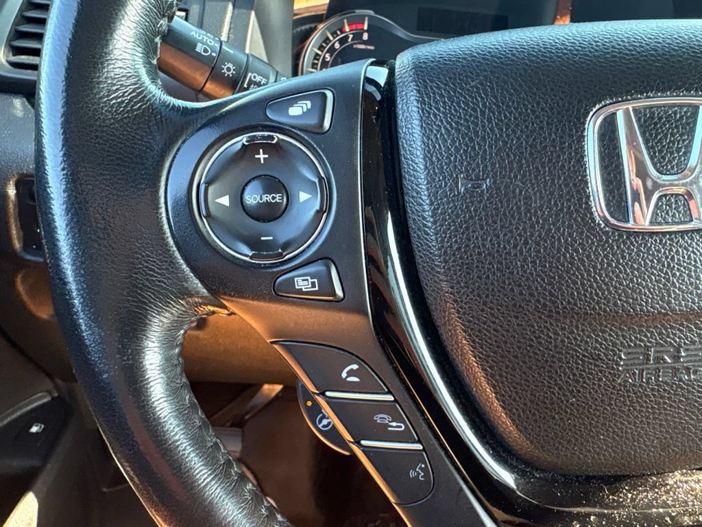Used 2017 Honda Ridgeline RTL-E image 21
