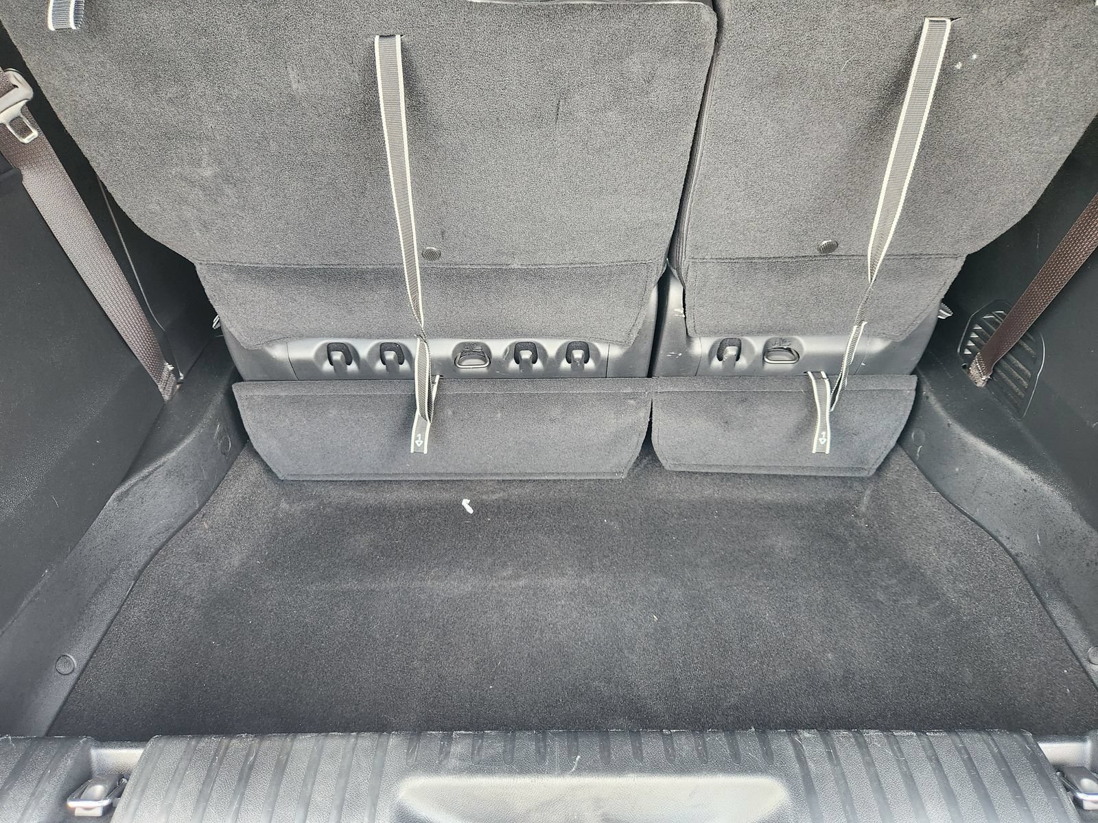Used 2026 Chrysler Pacifica Select FWD image 41