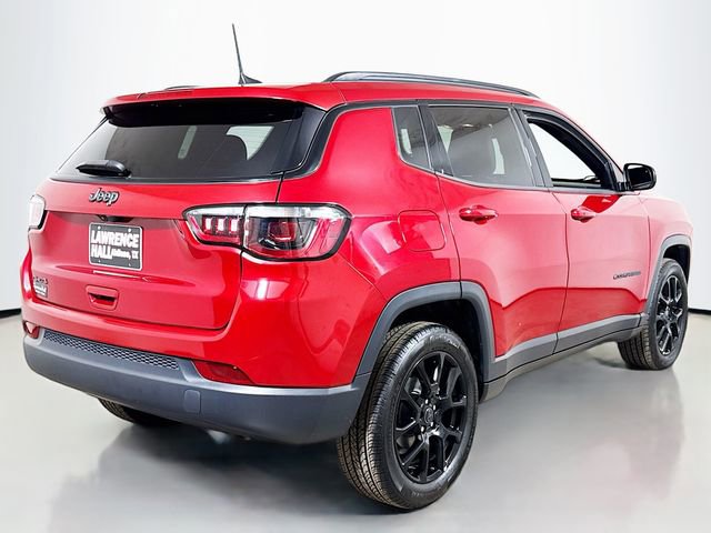Used 2025 Jeep Compass Latitude w/ Altitude Special Edition image 4