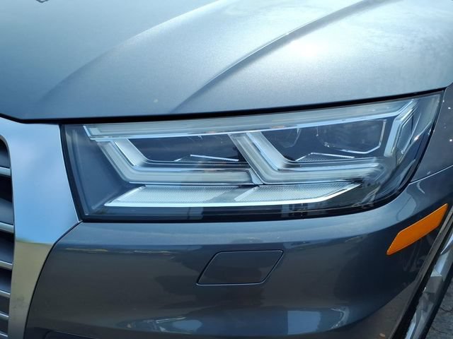 Used 2019 Audi Q5 2.0T Premium Plus w/ Premium Plus Package AWD/4WD image 8
