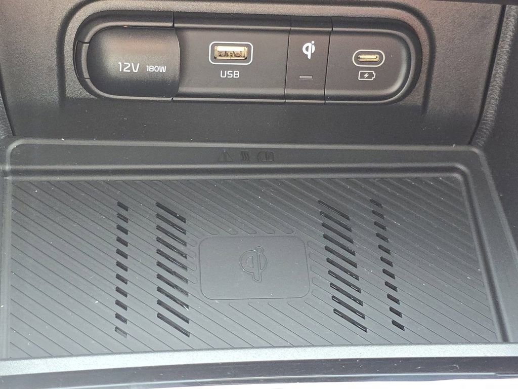 Used 2024 Kia Sportage SX image 33