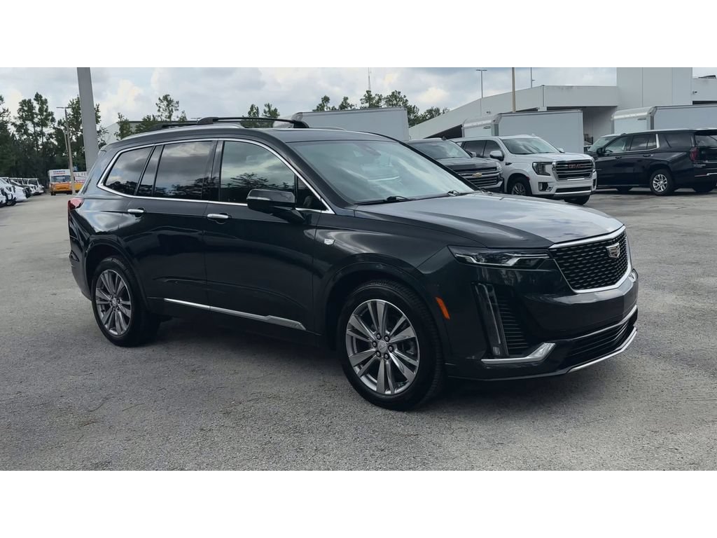 Certified 2023 Cadillac XT6 Premium Luxury w/ Technology Package FWD image 2