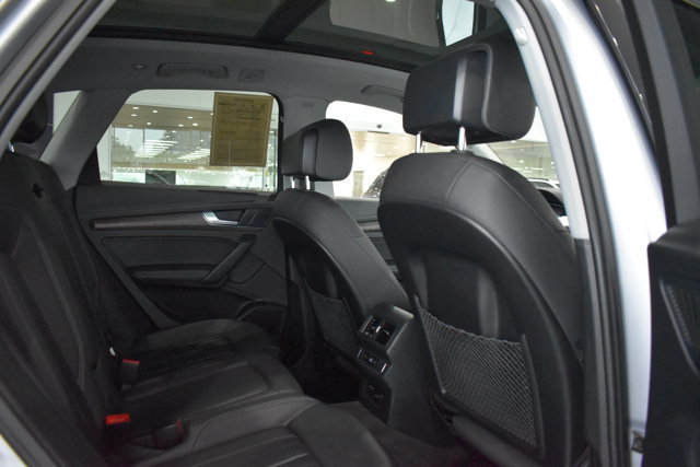 Used 2023 Audi Q5 2.0T Premium Plus AWD/4WD image 28