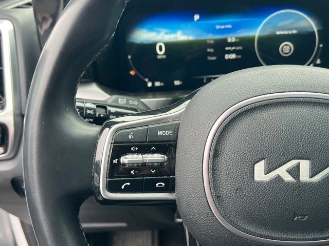 Certified 2023 Kia Sorento SX image 24