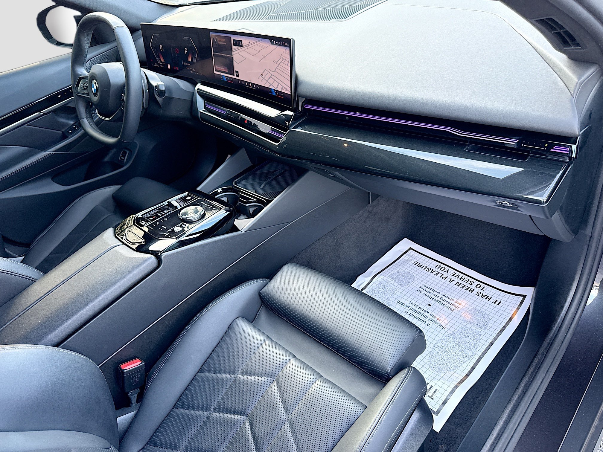 Used 2024 BMW 530i w/ Convenience Package RWD image 14