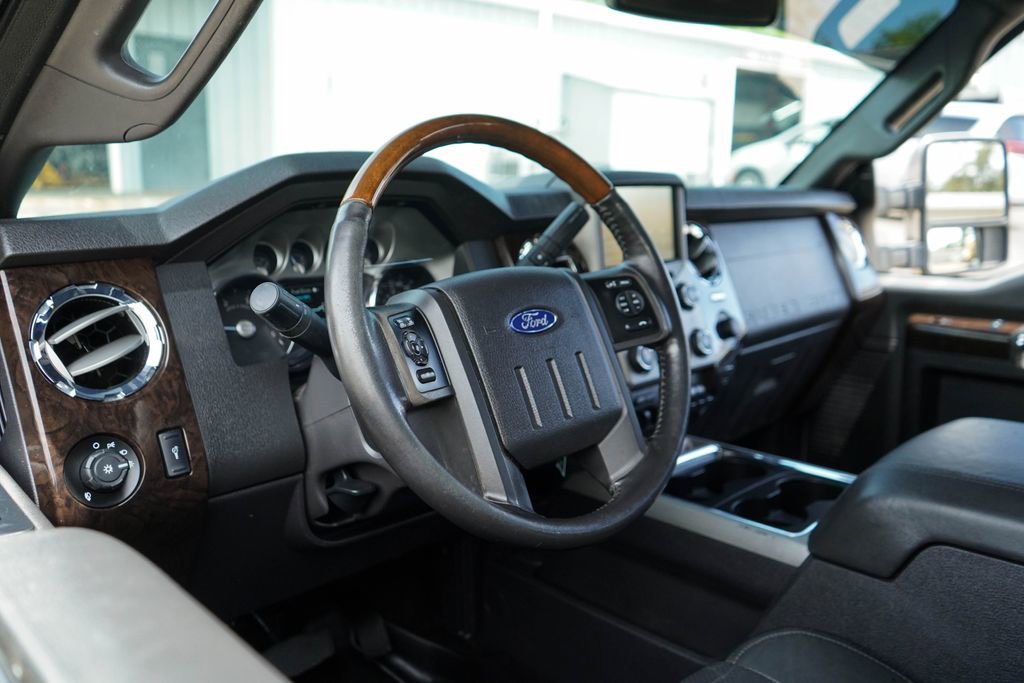 Used 2015 Ford F350 Platinum w/ Snow Plow Prep Package AWD/4WD image 6
