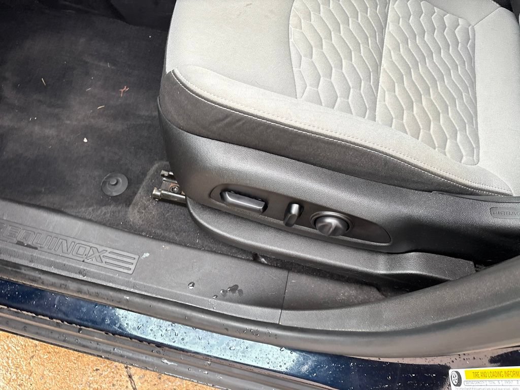 Used 2020 Chevrolet Equinox LS AWD/4WD image 11