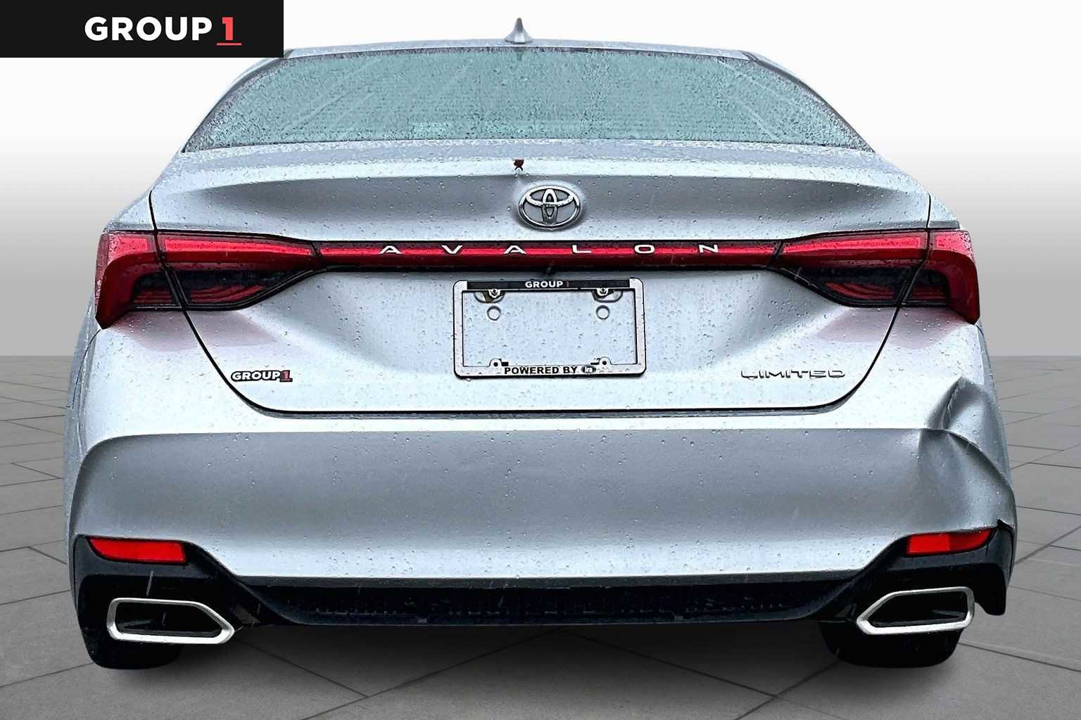 Certified 2019 Toyota Avalon Limited w/ All Weather Liner Package image 5