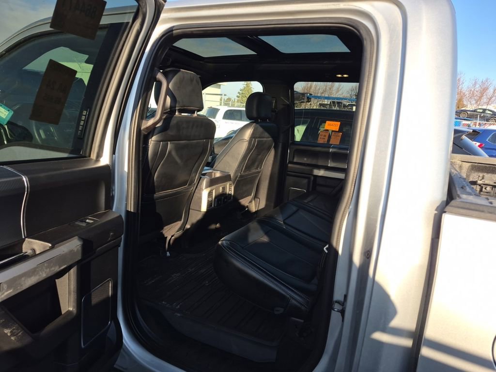 Used 2019 Ford F150 Lariat w/ Equipment Group 502A Luxury AWD/4WD image 3