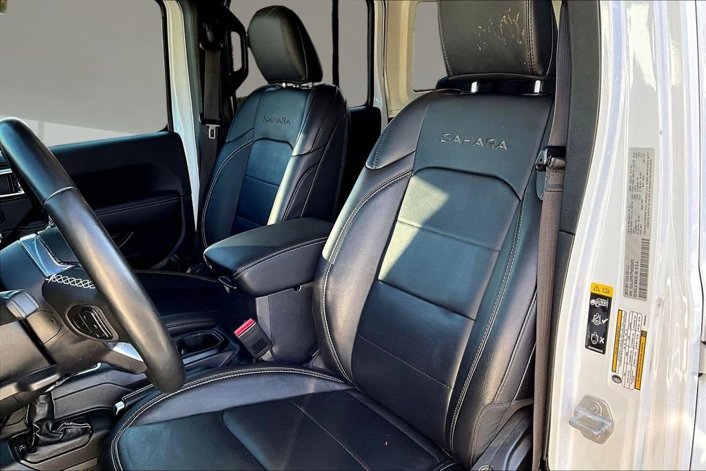 Used 2023 Jeep Wrangler Unlimited Sahara w/ Cold Weather Group image 20
