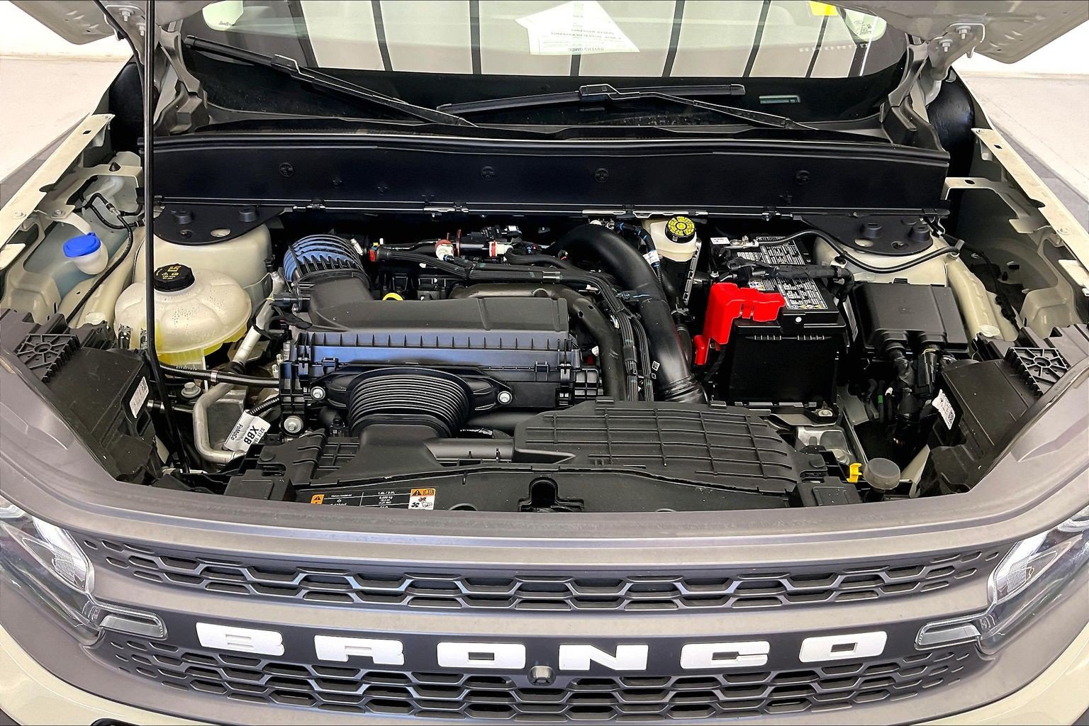 Used 2025 Ford Bronco Sport Badlands AWD/4WD image 9