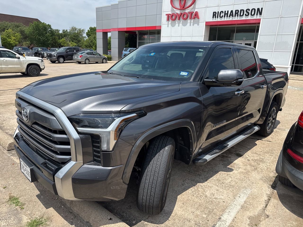 Used 2023 Toyota Tundra Limited w/ Power Package AWD/4WD video 1