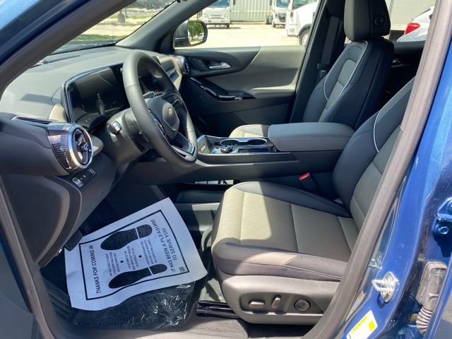 New 2026 Chevrolet Equinox LT w/ Convenience Package II image 13