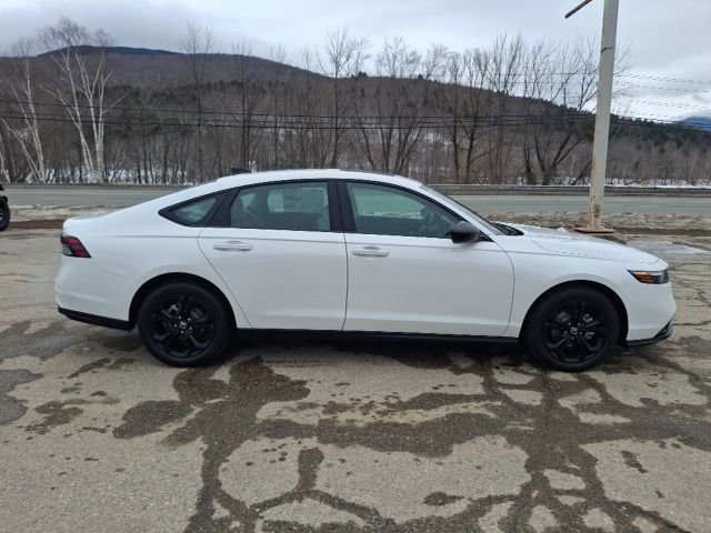 New 2025 Honda Accord SE image 2