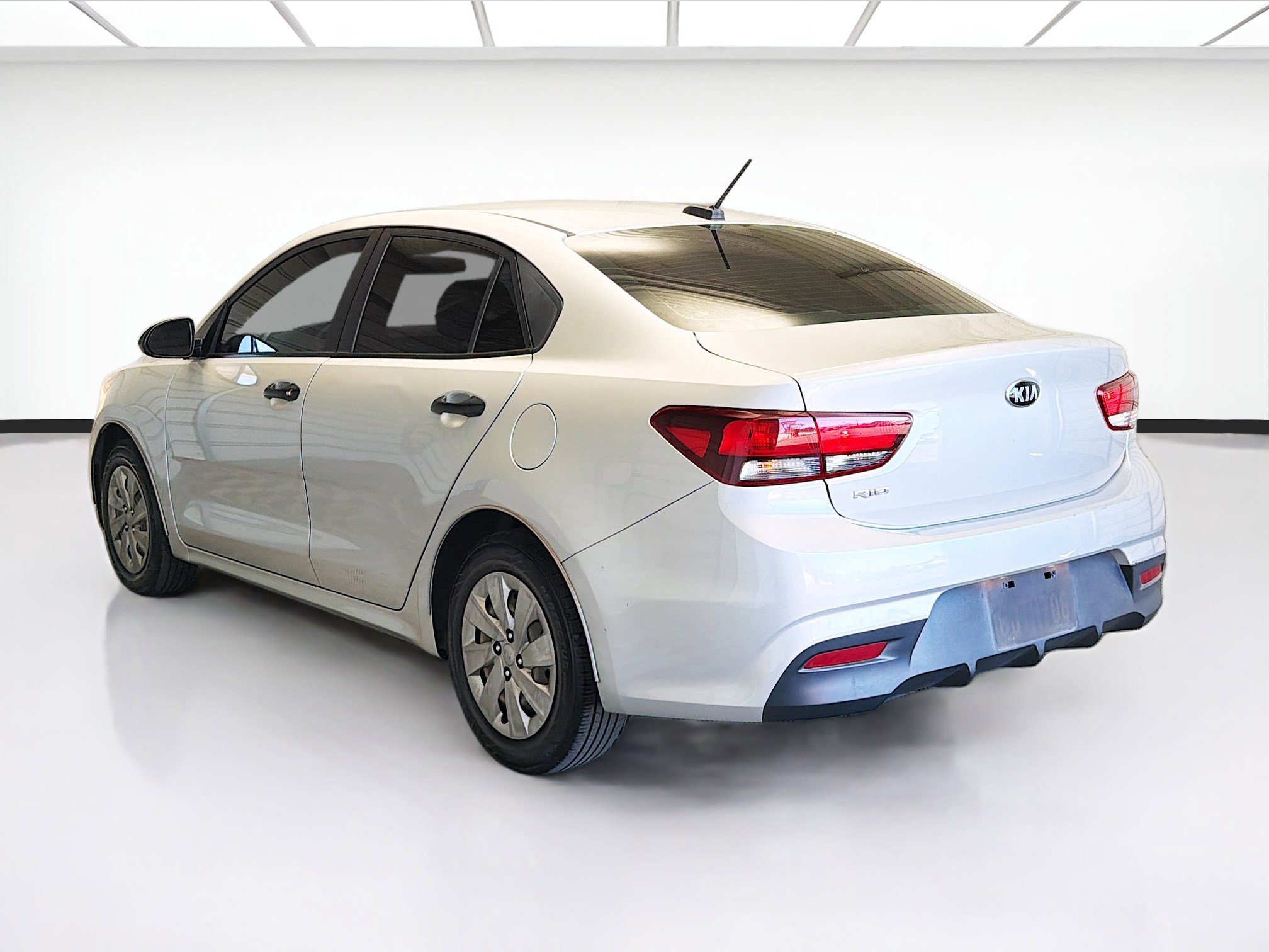 Used 2018 Kia Rio LX image 6