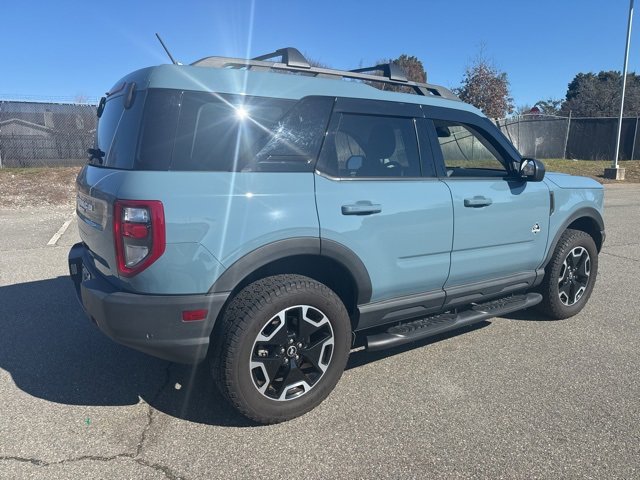 Used 2023 Ford Bronco Sport Outer Banks image 3