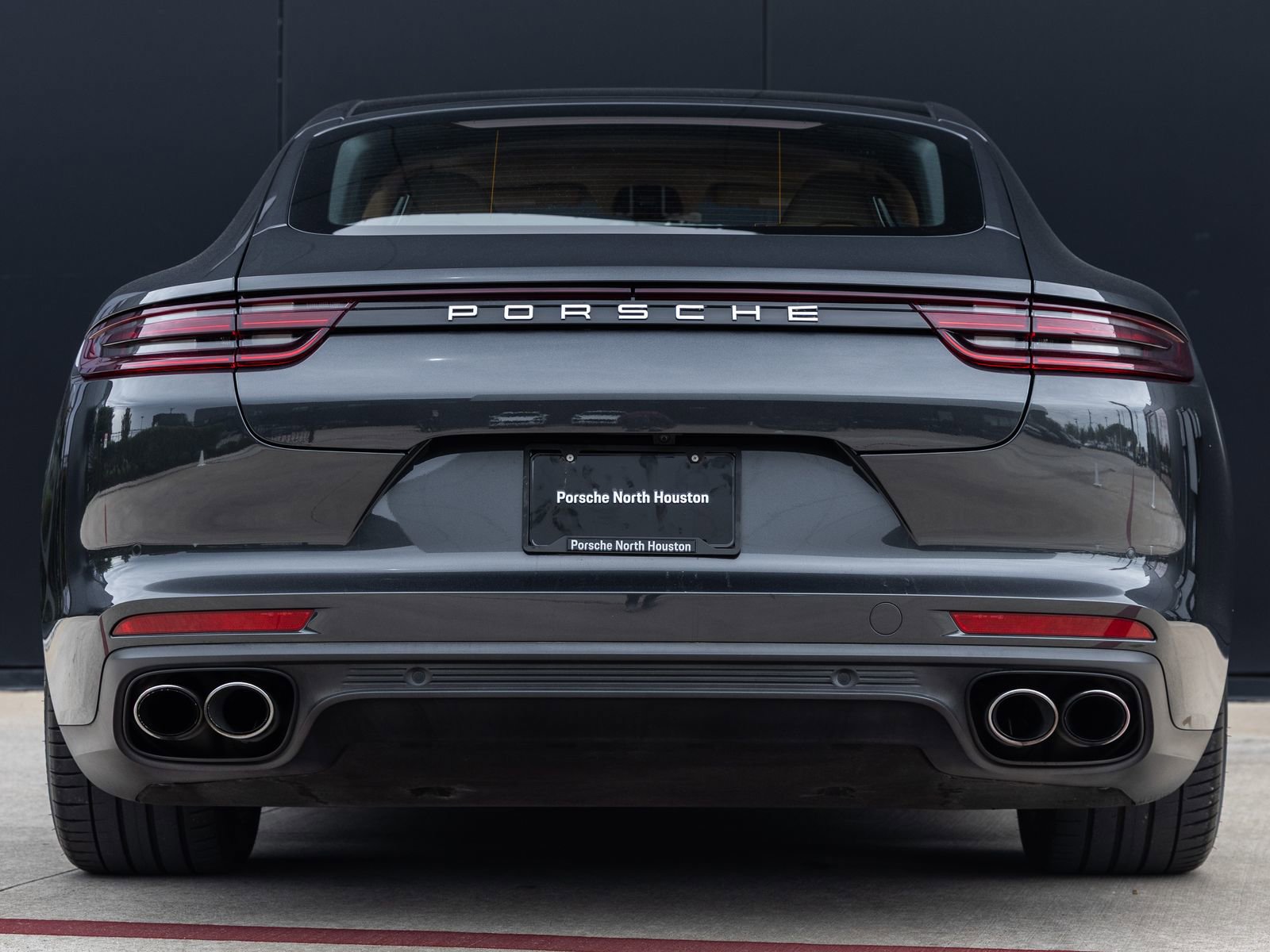 Certified 2018 Porsche Panamera image 10
