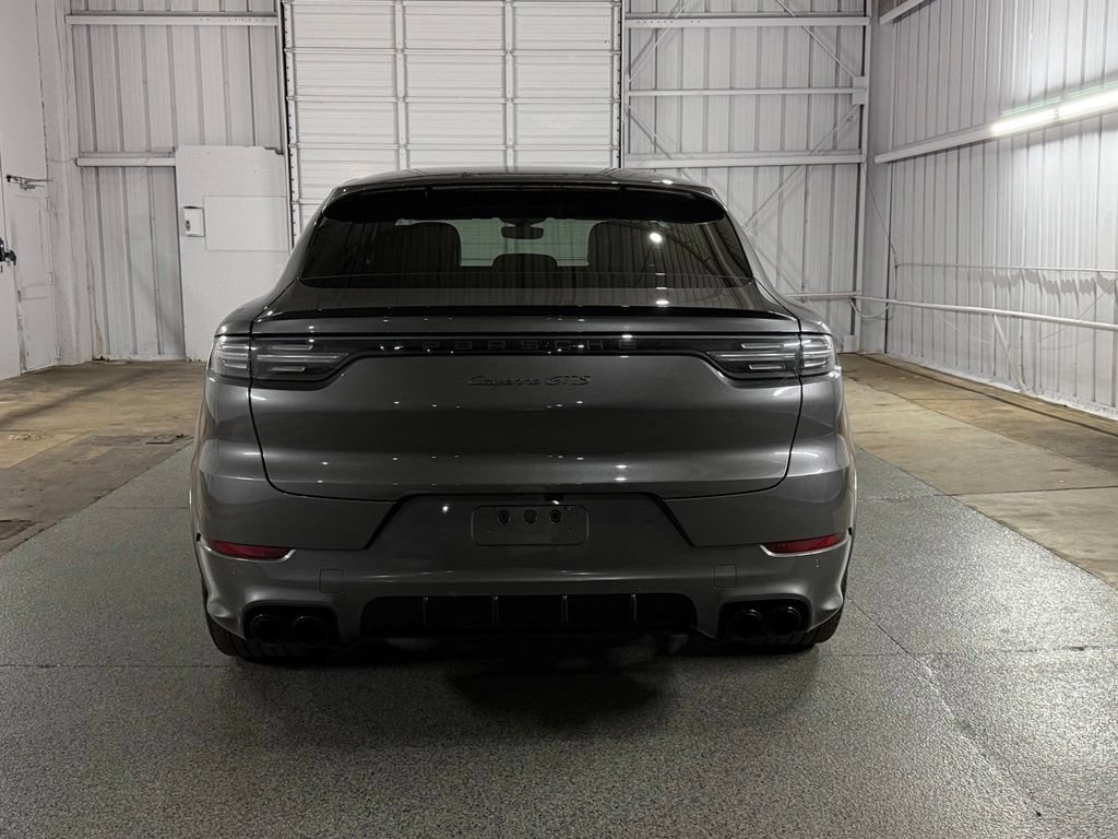Used 2022 Porsche Cayenne GTS AWD/4WD image 12