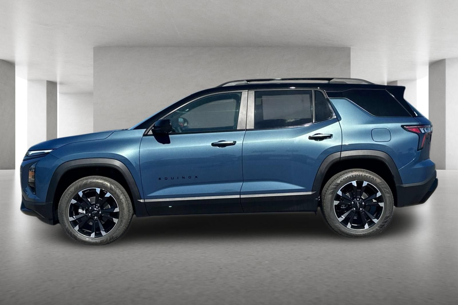 New 2026 Chevrolet Equinox RS w/ Safety and Technology Package FWD image 7