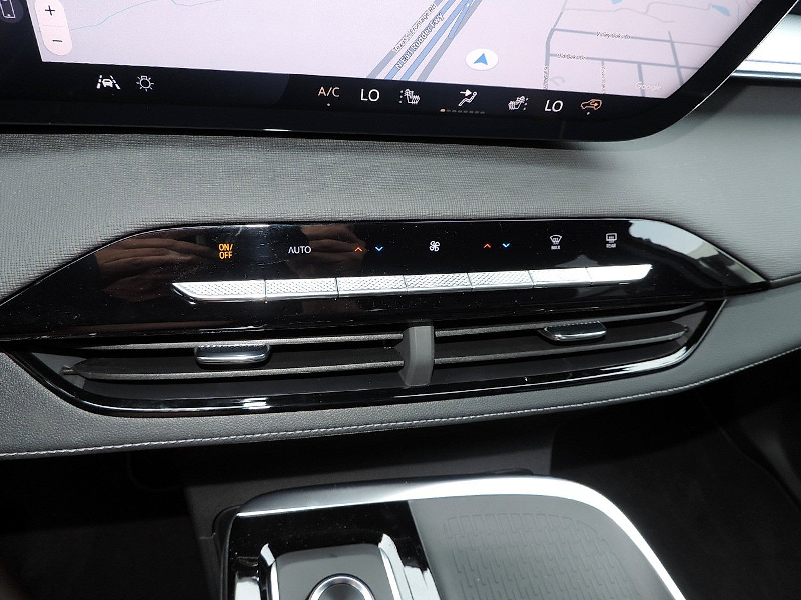 New 2026 Buick Enclave Sport Touring w/ Super Cruise Package image 22