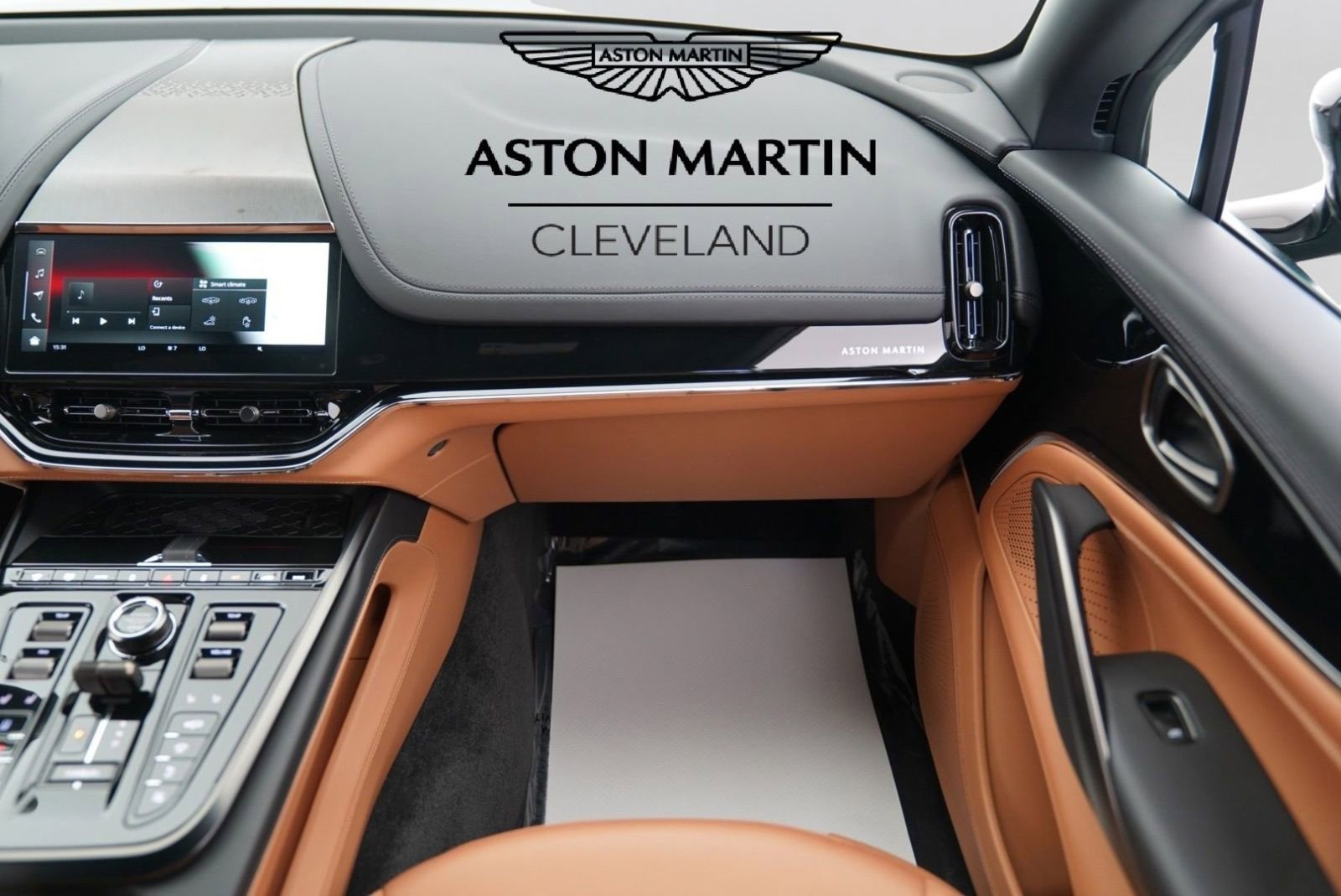Used 2025 Aston Martin DBX 707 AWD/4WD image 52