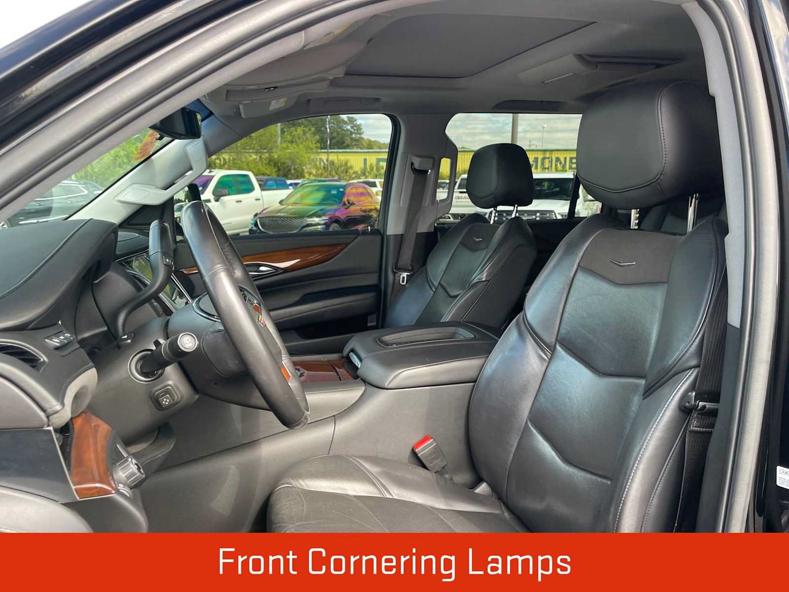 Used 2019 Cadillac Escalade ESV Premium Luxury RWD image 12