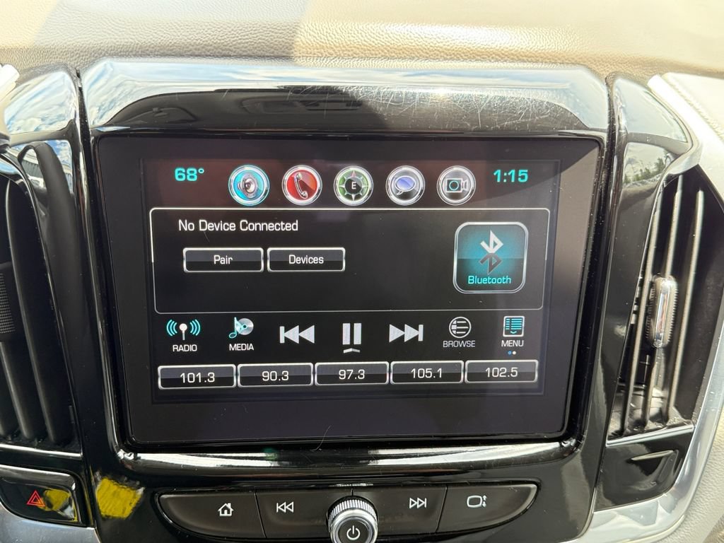 Used 2019 Chevrolet Traverse LT w/ LT Premium Package AWD/4WD image 14