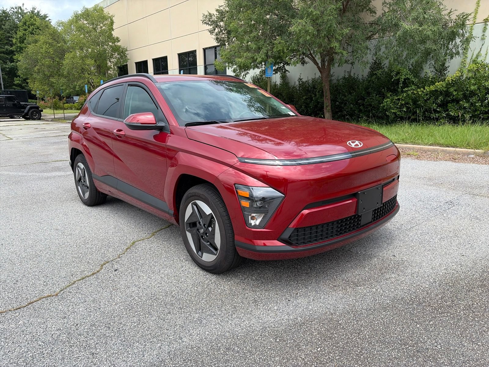 Used 2025 Hyundai Kona SEL FWD image 8