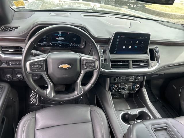 Used 2024 Chevrolet Suburban LT image 27