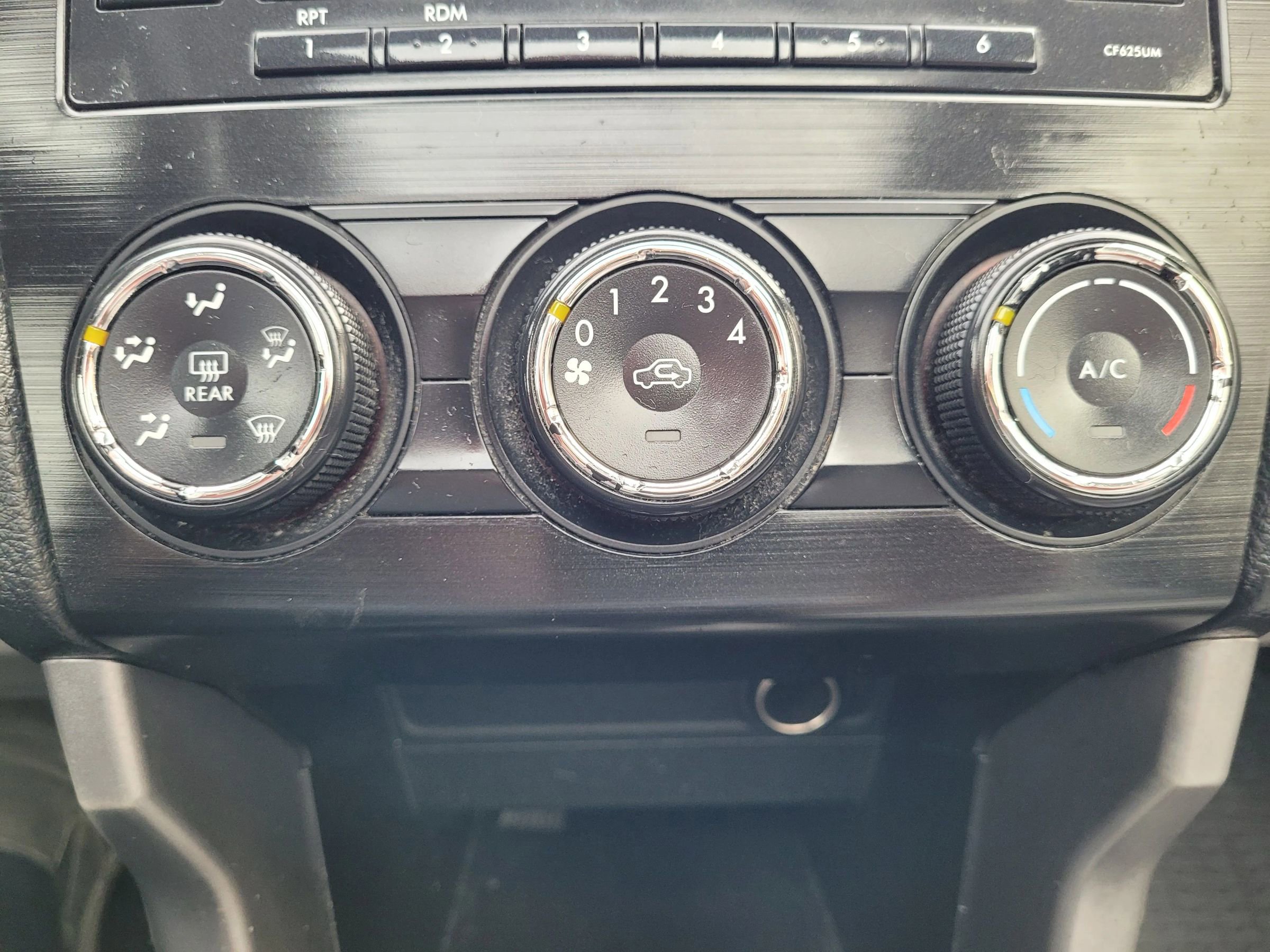 Used 2014 Subaru Forester 2.5i Premium w/ All-Weather Package image 35