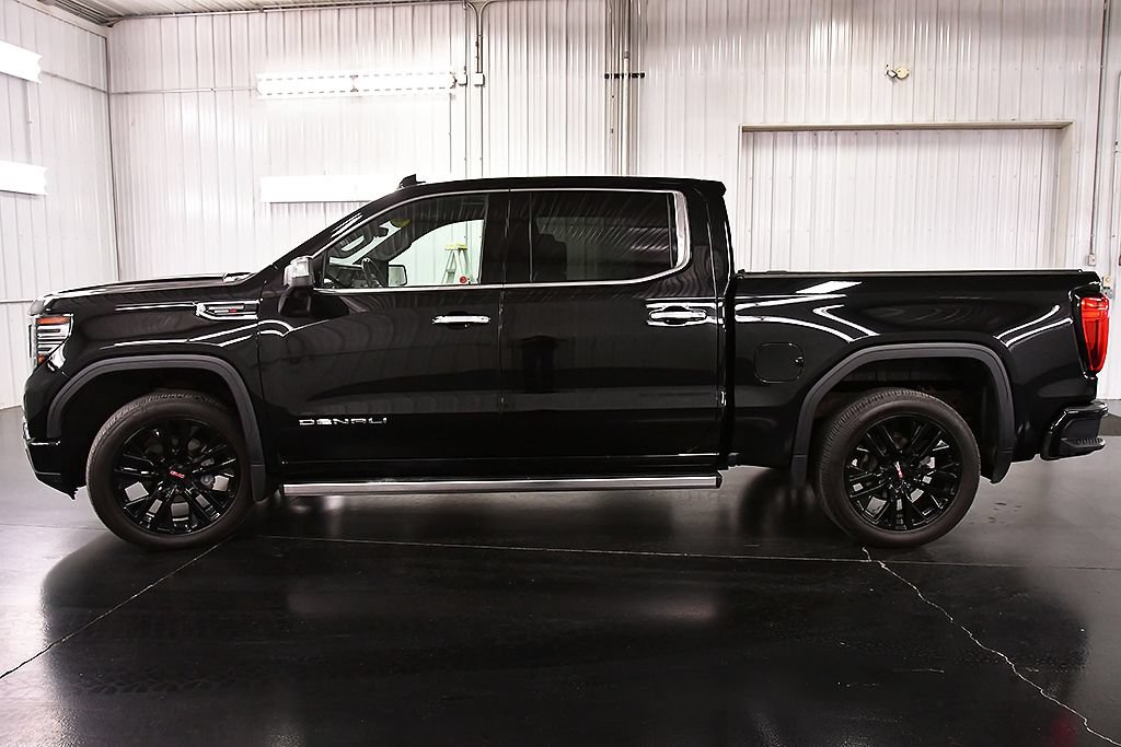 Used 2024 GMC Sierra 1500 Denali w/ Denali Reserve Package AWD/4WD image 4