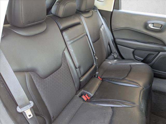 Used 2018 Jeep Compass Latitude w/ Popular Equipment Group FWD image 20