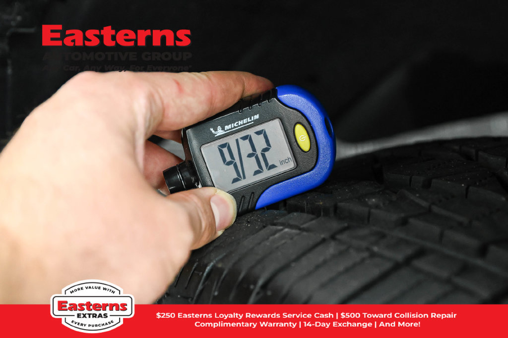 Used 2023 Chevrolet Silverado 1500 W/T RWD image 22