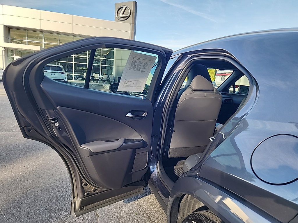 Certified 2025 Lexus UX 300h AWD w/ Accessory Package (Z1) image 15