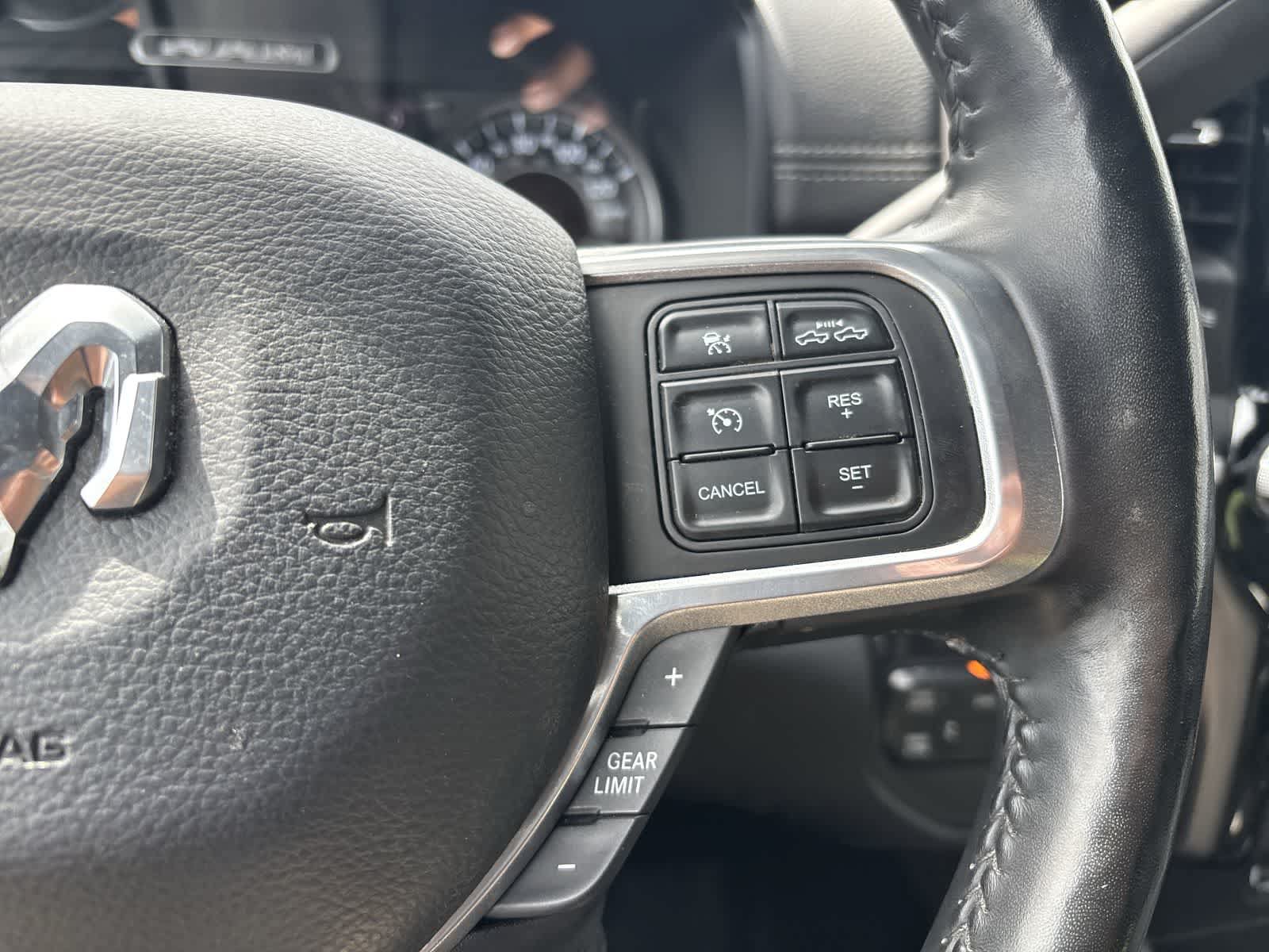Used 2020 RAM 3500 Laramie AWD/4WD image 11