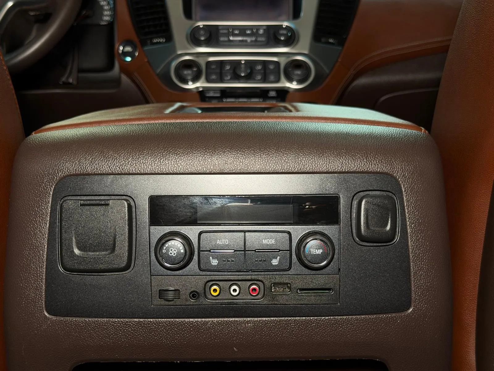 Used 2016 Chevrolet Tahoe LTZ AWD/4WD image 28