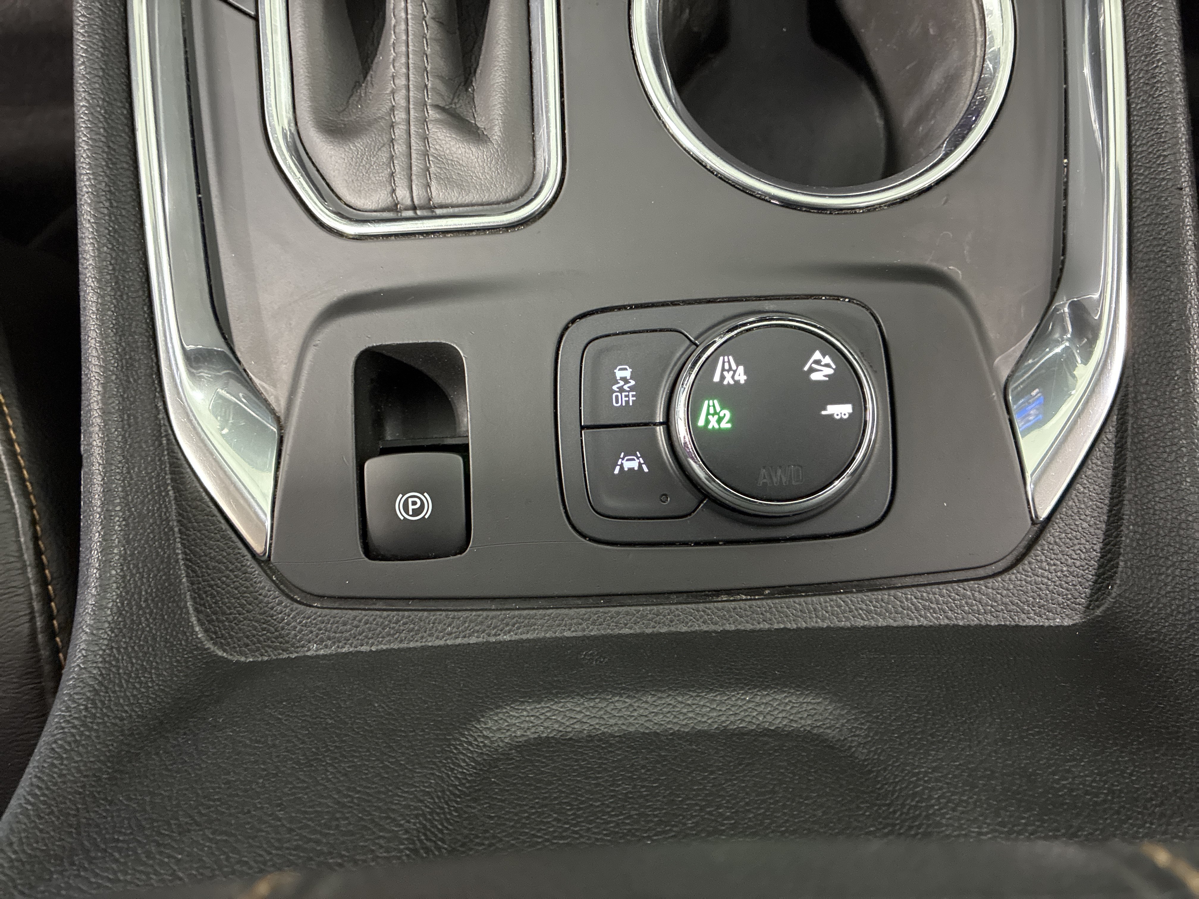 Used 2020 Chevrolet Traverse LT w/ LT Premium Package AWD/4WD image 28