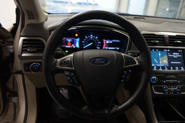 Certified 2019 Ford Fusion SE image 22