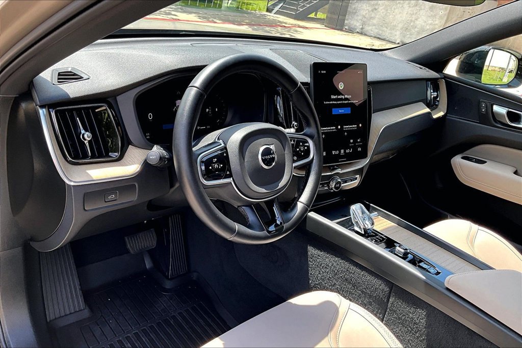 Certified 2026 Volvo XC60 B5 Plus AWD/4WD image 17