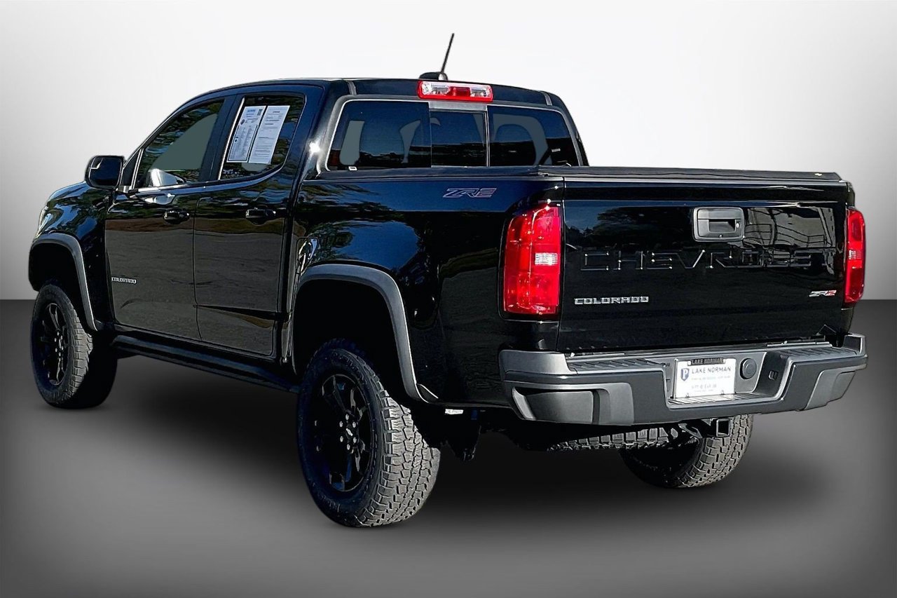 Used 2022 Chevrolet Colorado ZR2 w/ ZR2 Midnight Special Edition AWD/4WD image 6
