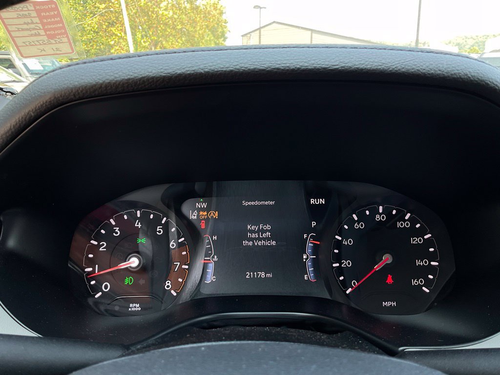 Used 2025 Jeep Compass Limited AWD/4WD image 14