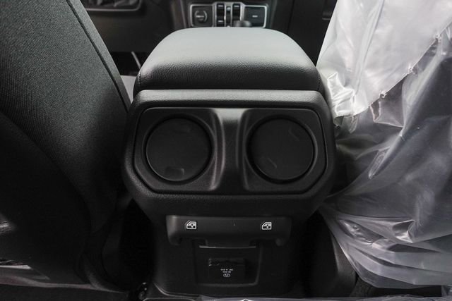 New 2026 Jeep Wrangler Unlimited Rubicon w/ Technology Group AWD/4WD image 28