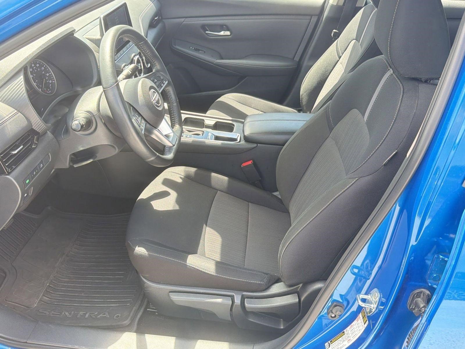 Used 2025 Nissan Sentra SV w/ All-Weather Package image 5