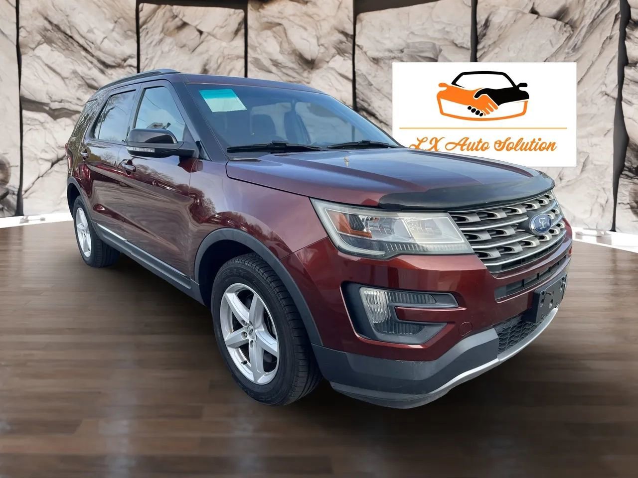 Used 2016 Ford Explorer XLT w/ Equipment Group 201A image 1