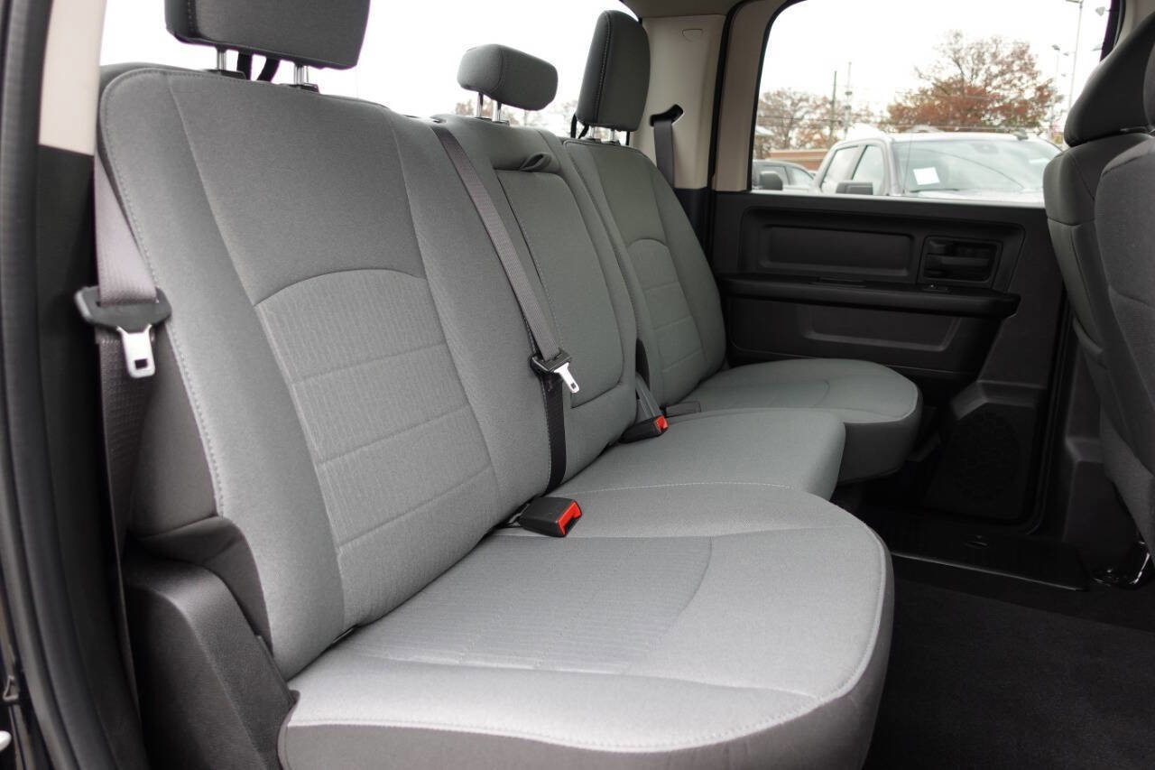 Used 2023 RAM 1500 Express w/ Wheel & Sound Group image 27