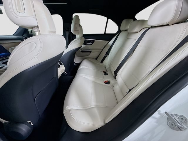 Used 2023 Mercedes-Benz C 300 Sedan image 25